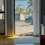 With Royal Ship Views In Hagefjord Semesterbostad *