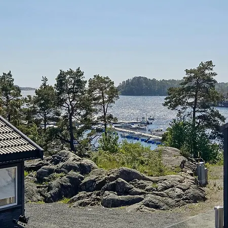 Ferienhaus With Royal Ship Views In Hagefjord *