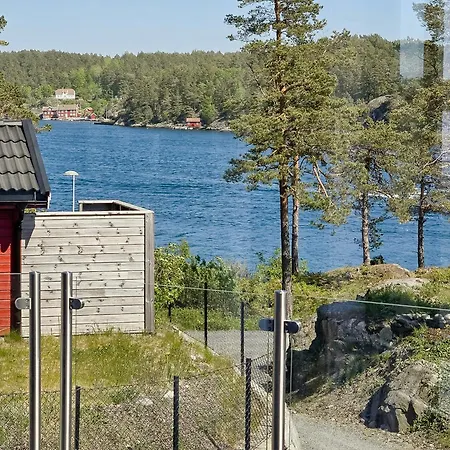 Ferienhaus With Royal Ship Views In Hagefjord *