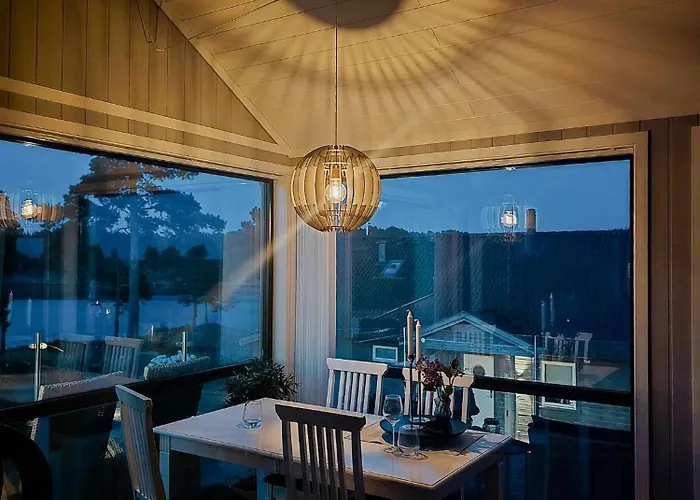 With Royal Ship Views In Hagefjord Kilen